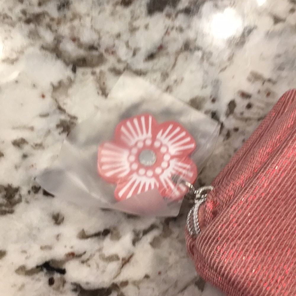 Coach Fragrance makeup bag - Picture 4 of 7